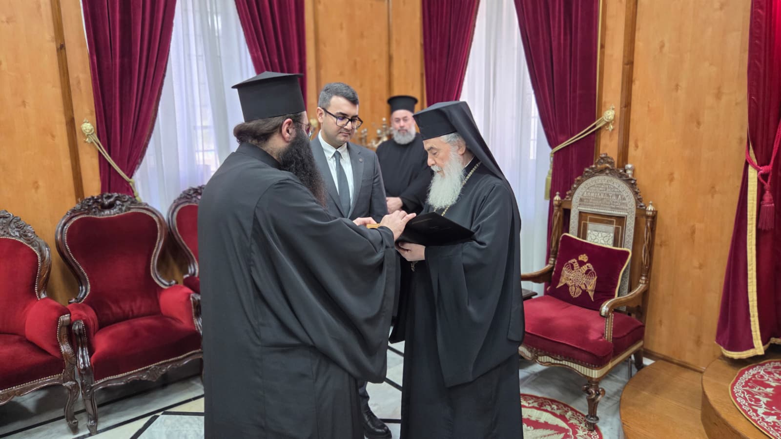 Multikulturalizm Mərkəzinin icraçı direktoru Qüds Yunan Pravoslav Patriarxı ilə görüşüb